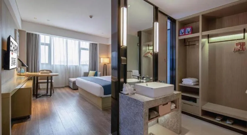 Bed in Echarm Hotel Nanning Chaoyang Square River View