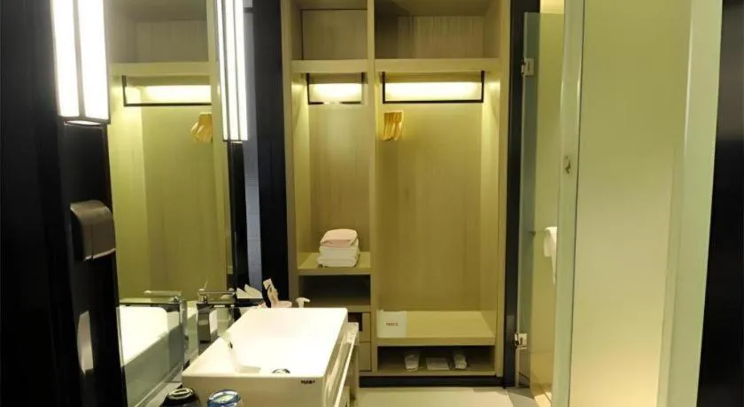 Echarm Hotel Nanning Chaoyang Square River View