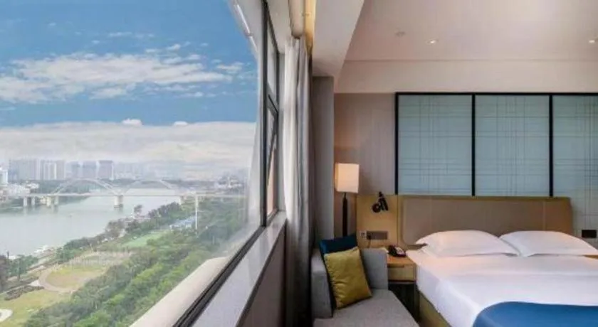 Bed in Echarm Hotel Nanning Chaoyang Square River View
