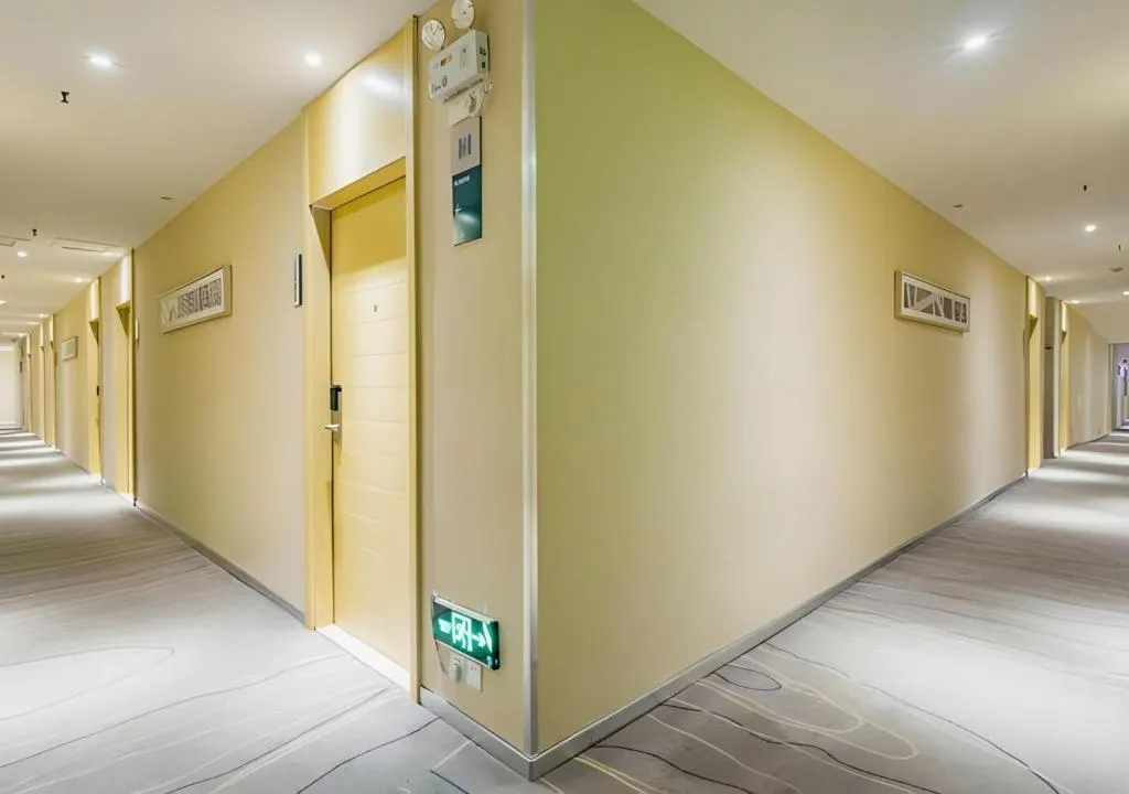 City Comfort Inn Guangzhou Shangxiajiu Hualin Temple Chenjiaci Metro Station