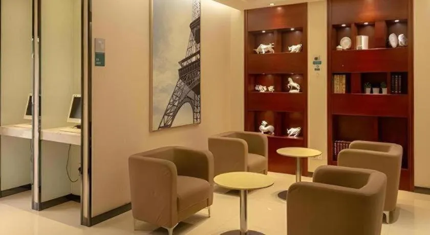 City Comfort Inn Guangzhou Shangxiajiu Hualin Temple Chenjiaci Metro Station