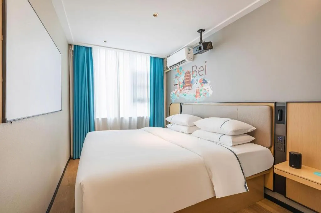 Bed in City Comfort Inn Wuhan Huangxiaohe Road Huaqiao