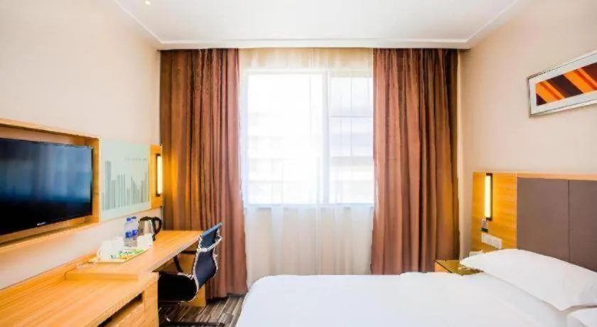 Bed in City Comfort Inn Shenzhen Shiyan Science and Technology Park