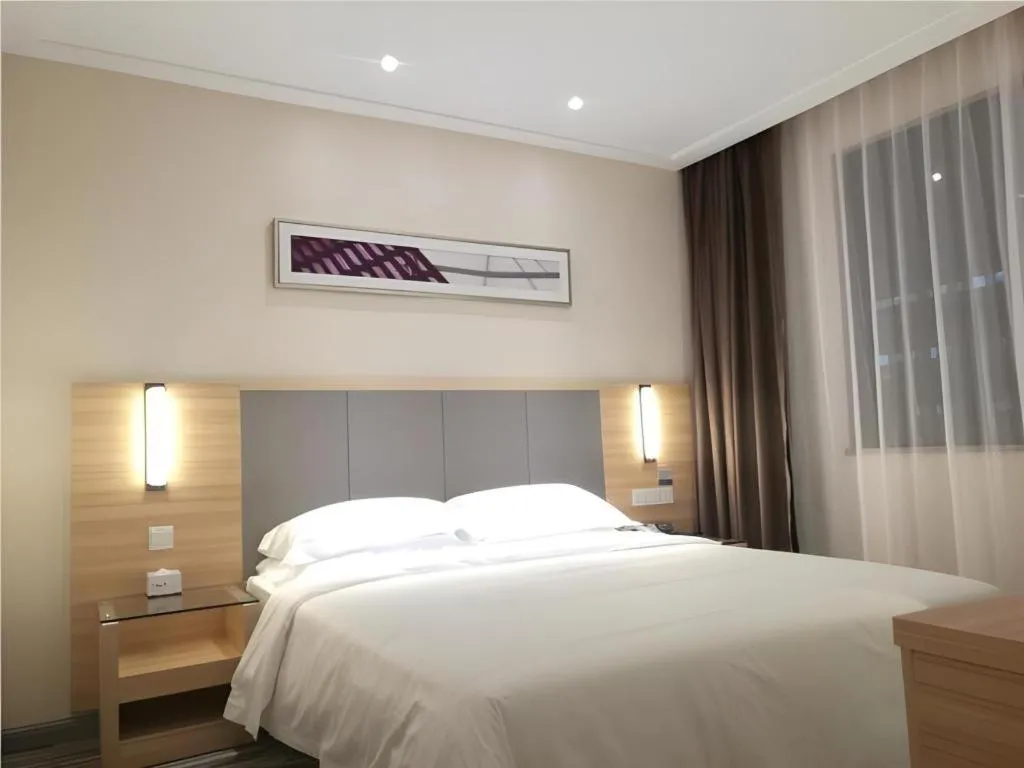 Bed in City Comfort Inn Shenzhen Shiyan Science and Technology Park