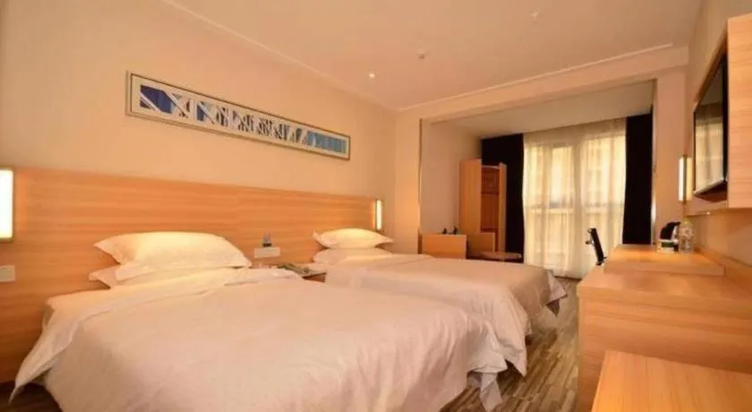 Bed in City Comfort Inn Wuhan Guanggu Textile University