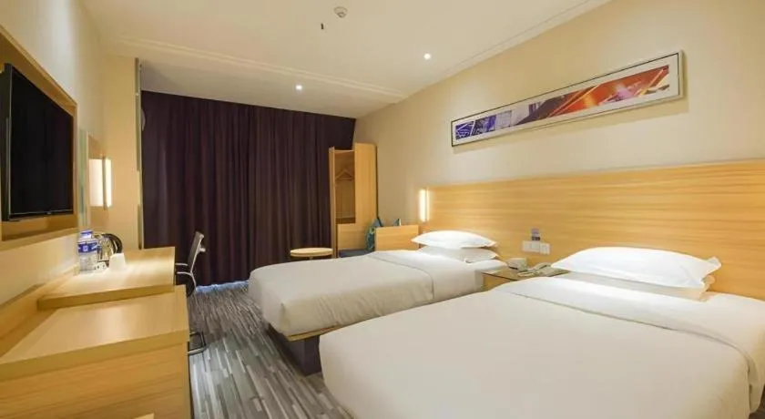 Bed in City Comfort Inn Wuhan Guanggu Textile University
