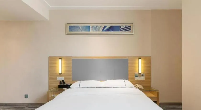 Bed in City Comfort Inn Wuhan Guanggu Textile University