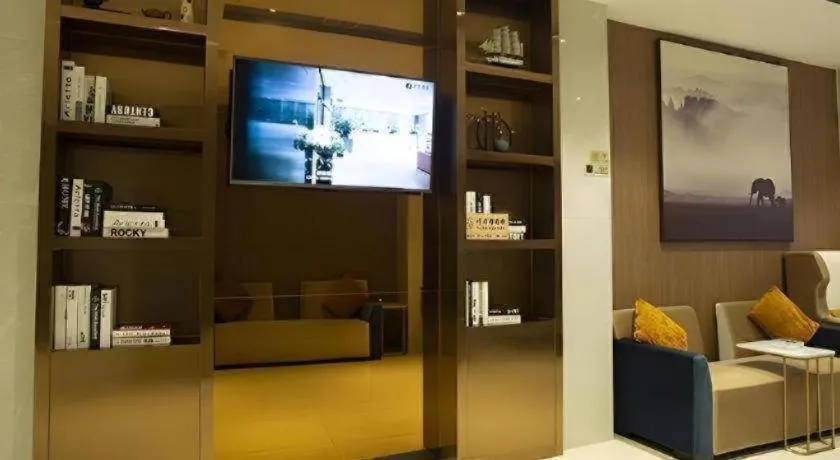 Jtour Inn Huanggang Wuxue City Square