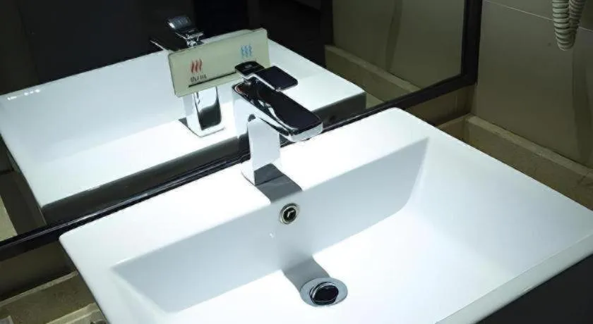 Jtour Inn Huanggang Wuxue City Square