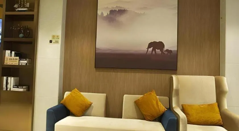 Jtour Inn Huanggang Wuxue City Square