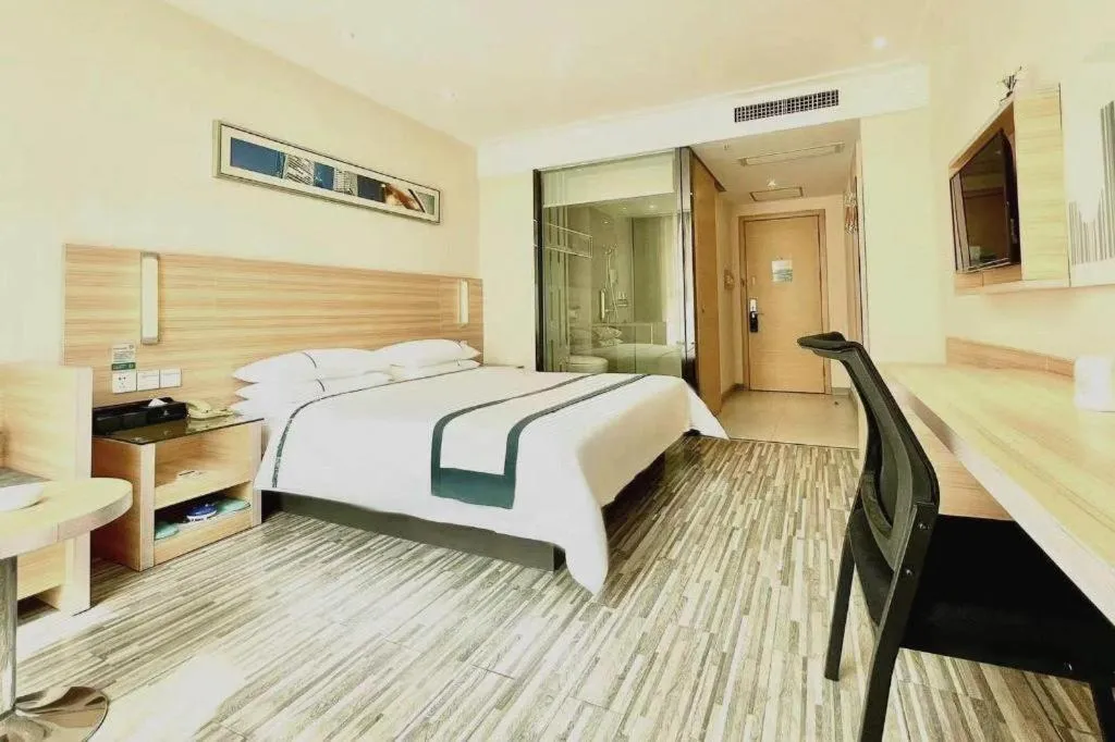 Bed in City Comfort Inn Wuhan Panlongcheng Baishang Shopping Center