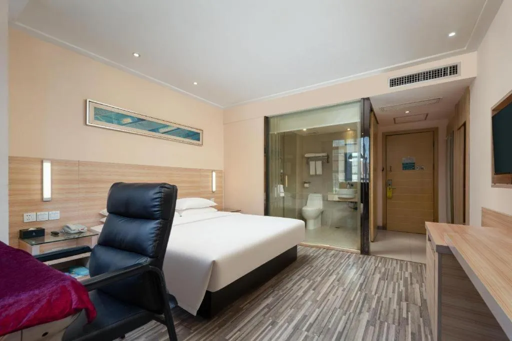 Bed in City Comfort Inn Wuhan Panlongcheng Baishang Shopping Center