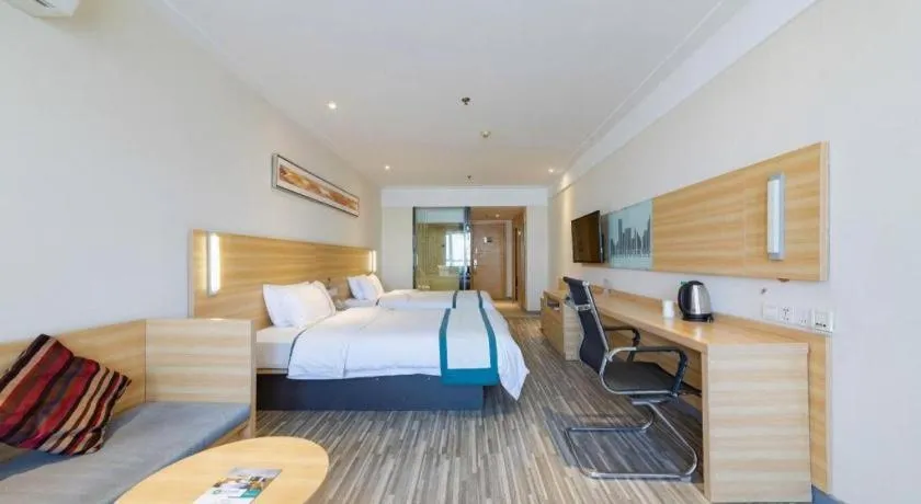 Bed in City Comfort Inn Wuhan Sports Center Sanjiaohu Metro Station