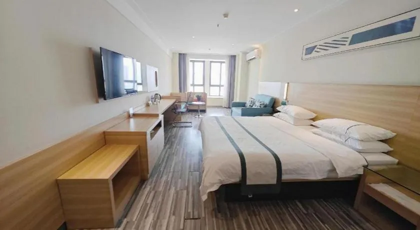 Bed in City Comfort Inn Wuhan Sports Center Sanjiaohu Metro Station