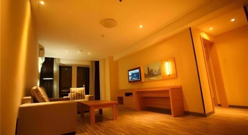 City Comfort Inn Wuhan Sports Center Sanjiaohu Metro Station