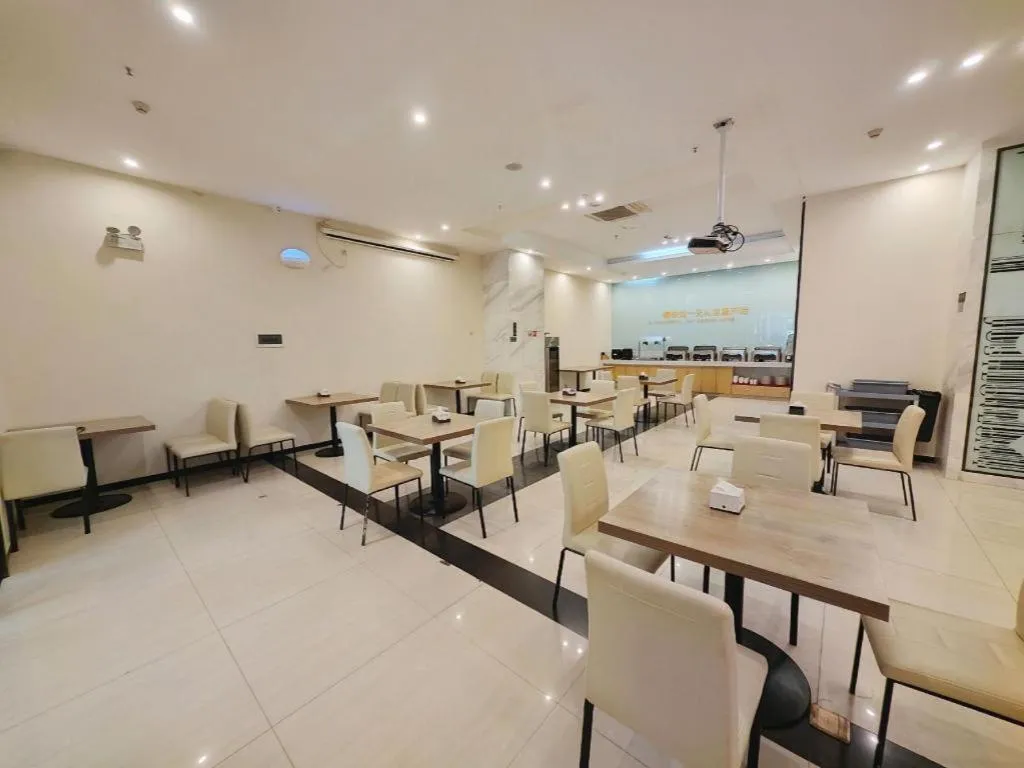 City Comfort Inn Wuhan Sports Center Sanjiaohu Metro Station