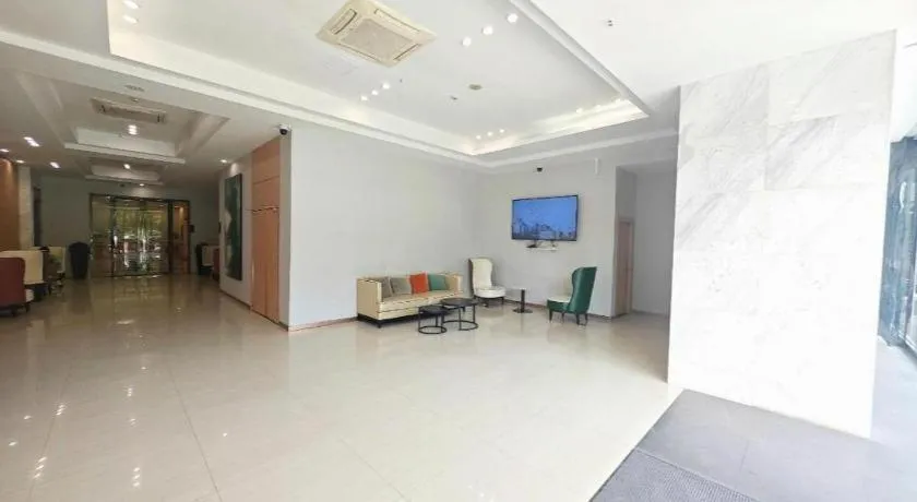 City Comfort Inn Wuhan Sports Center Sanjiaohu Metro Station