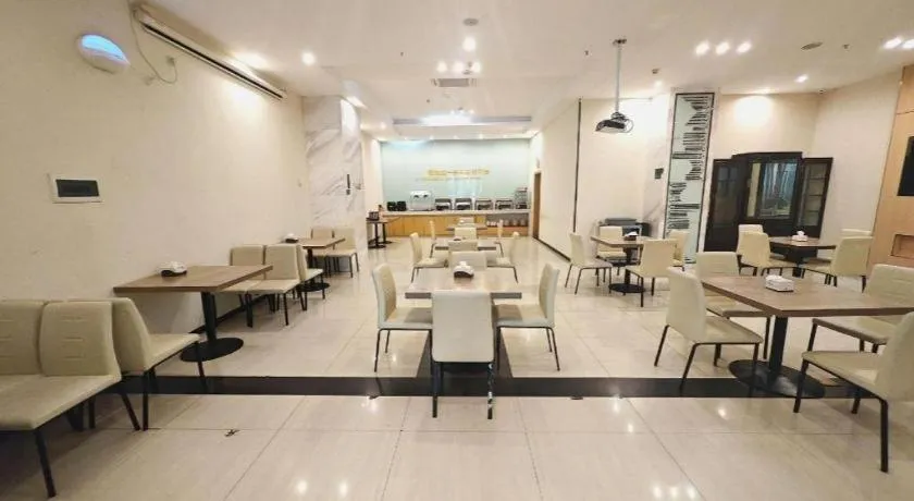 City Comfort Inn Wuhan Sports Center Sanjiaohu Metro Station