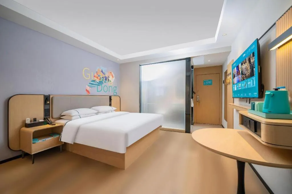 Bed in City Comfort Inn Guangzhou Tower Kecun Metro Station Dunhe