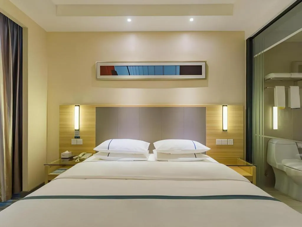 Bed in City Comfort Inn Guangzhou Tower Kecun Metro Station Dunhe