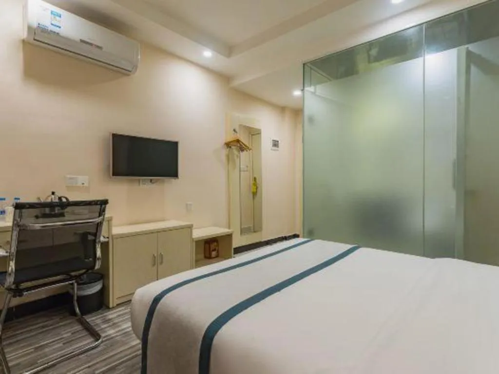 Bed in City Comfort Inn Guangzhou Tower Kecun Metro Station Dunhe