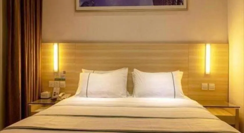 Bed in City Comfort Inn Guangzhou Zengcheng Yonghe Yongkang Road