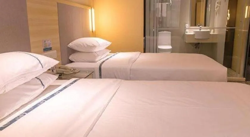 Bed in City Comfort Inn Guangzhou Zengcheng Yonghe Yongkang Road