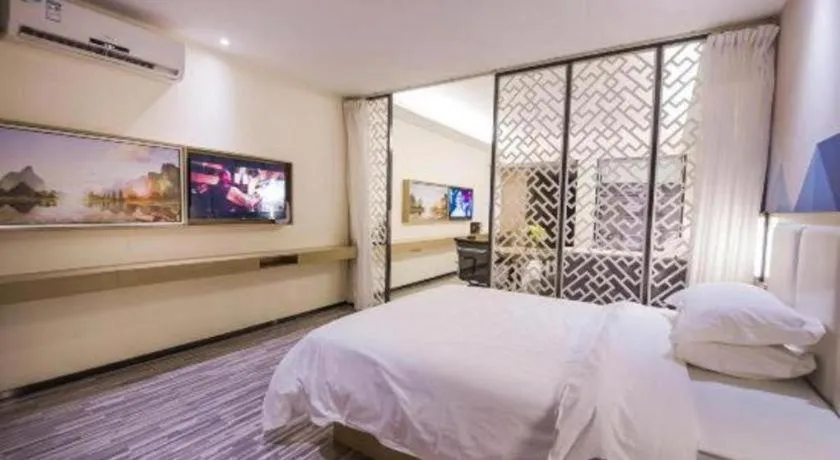 Bed in Borrman Hotel Guilin High-speed Railway North Station Evergrande Plaza