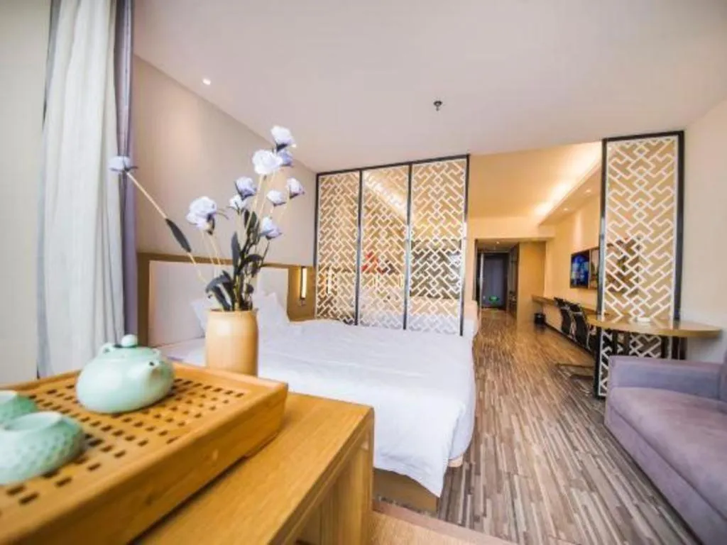 Bed in Borrman Hotel Guilin High-speed Railway North Station Evergrande Plaza