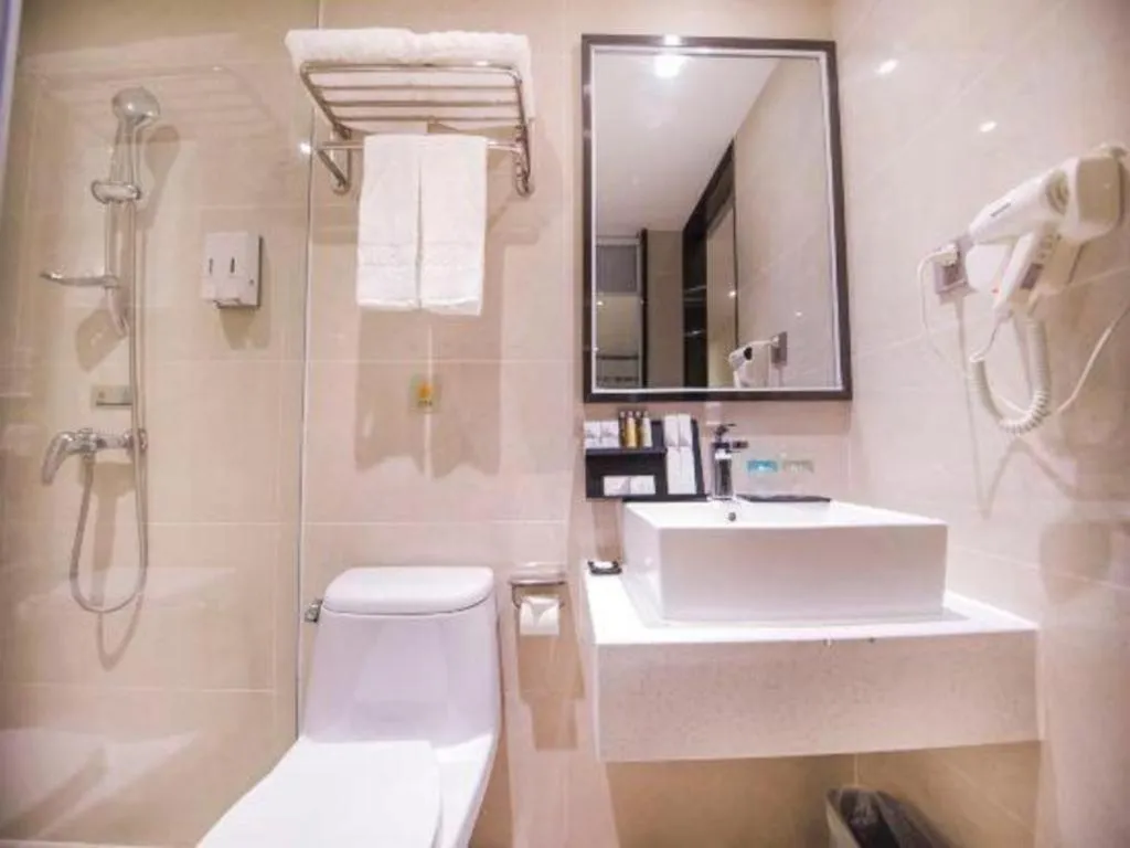 Borrman Hotel Guilin High-speed Railway North Station Evergrande Plaza