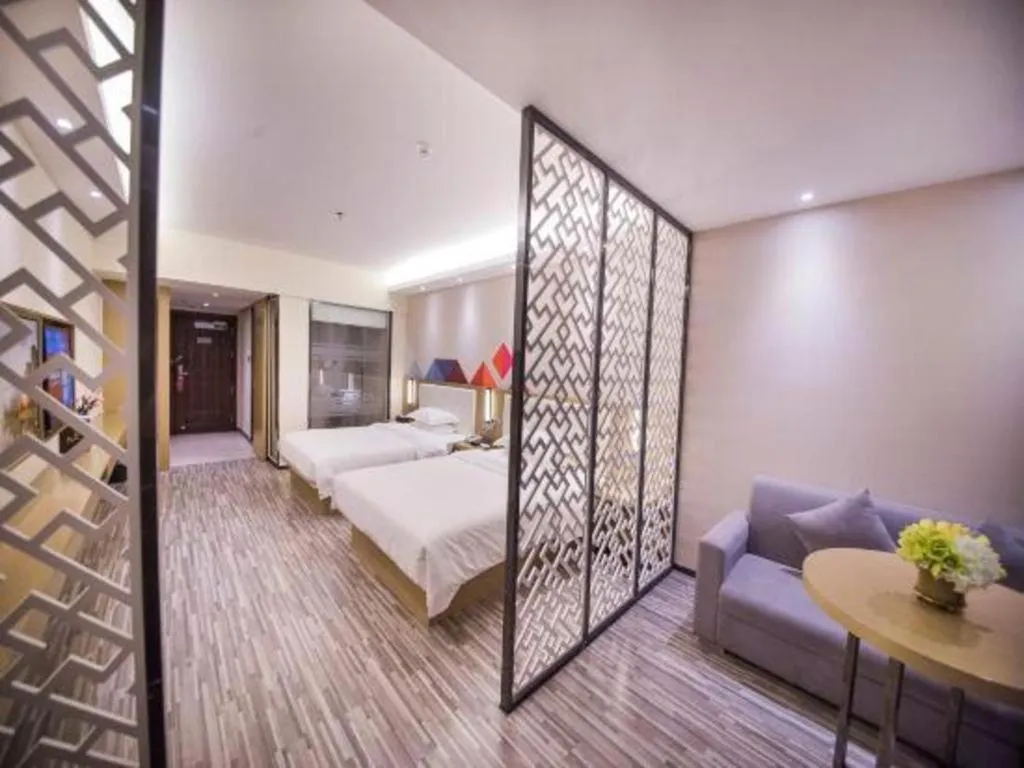 Bed in Borrman Hotel Guilin High-speed Railway North Station Evergrande Plaza