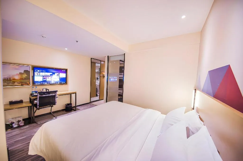 Bed in Borrman Hotel Guilin High-speed Railway North Station Evergrande Plaza
