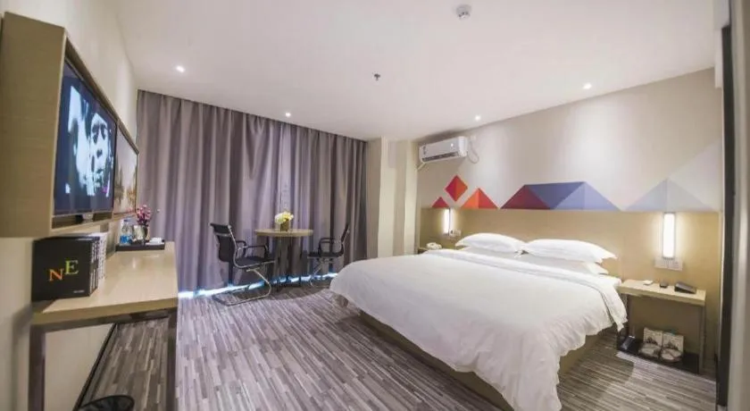Bed in Borrman Hotel Guilin High-speed Railway North Station Evergrande Plaza