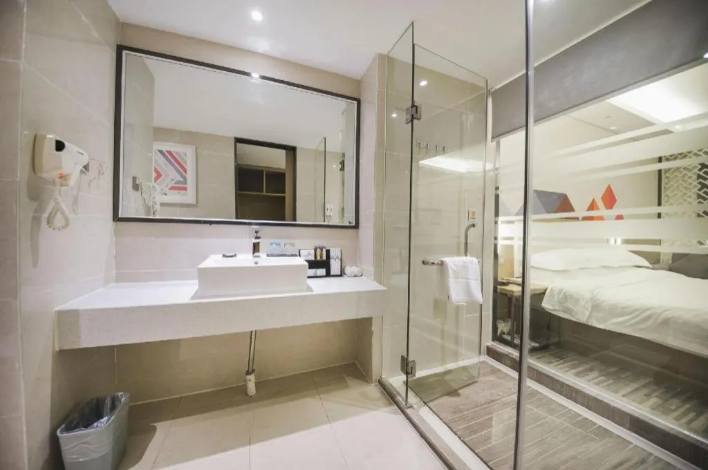 Bed in Borrman Hotel Guilin High-speed Railway North Station Evergrande Plaza