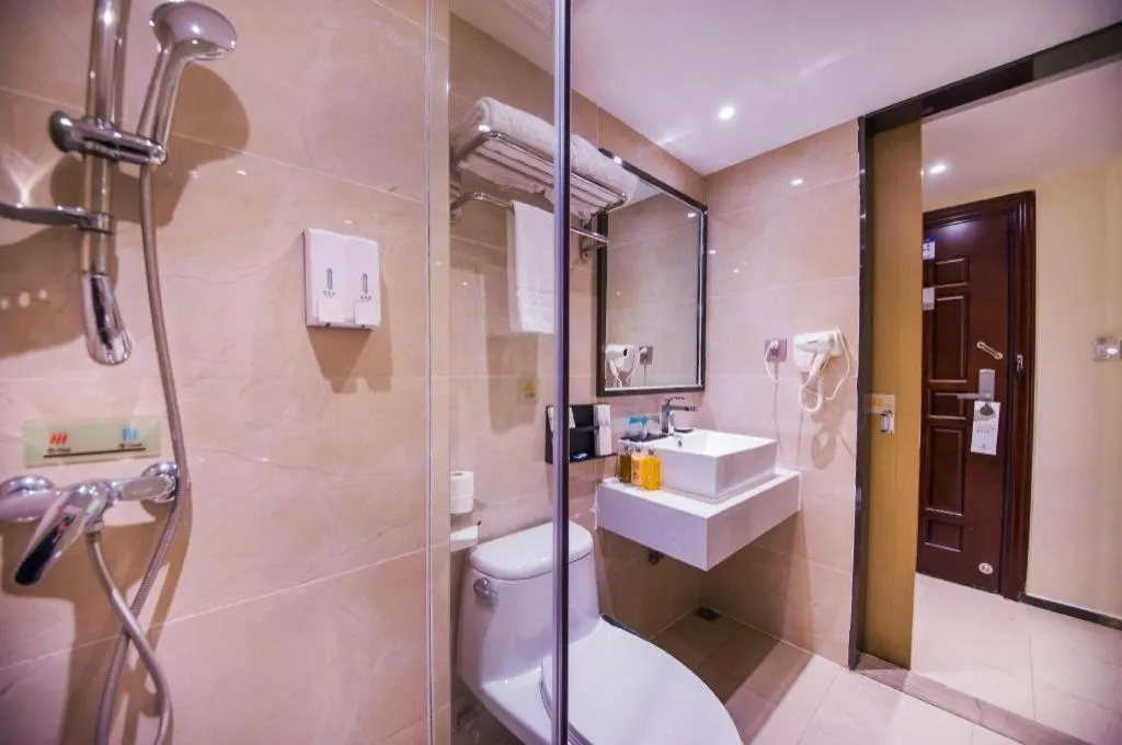 Borrman Hotel Guilin High-speed Railway North Station Evergrande Plaza