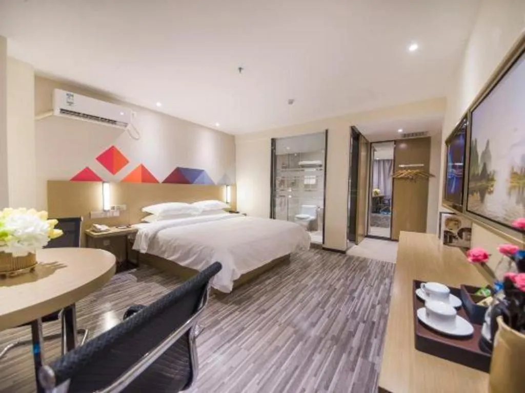 Bed in Borrman Hotel Guilin High-speed Railway North Station Evergrande Plaza