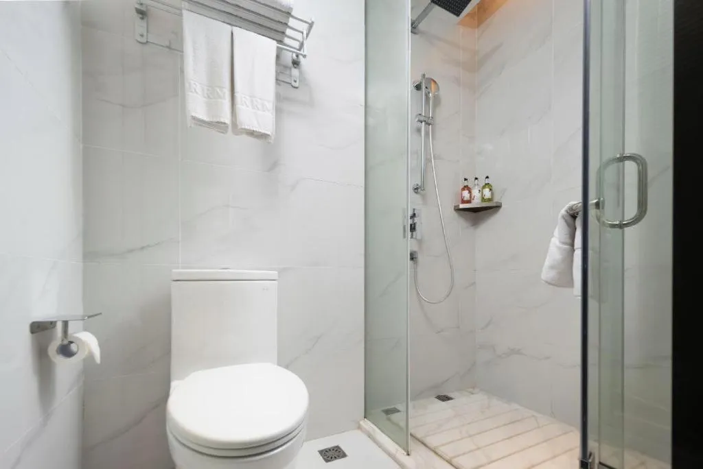 Borrman Hotel Qianjiang High-speed Railway Station Lobster City