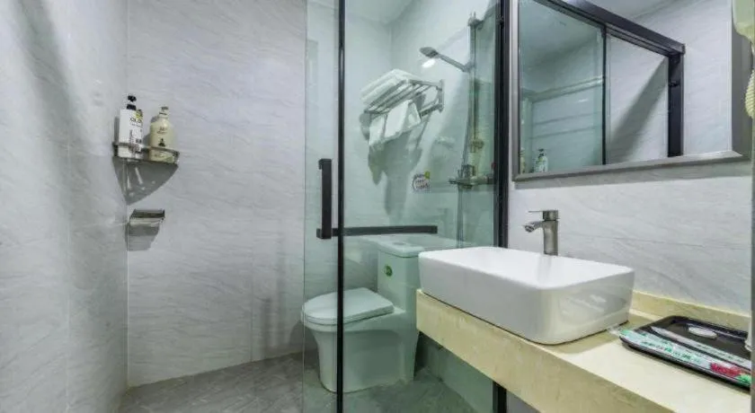 Ying Feng Yuan Hotel