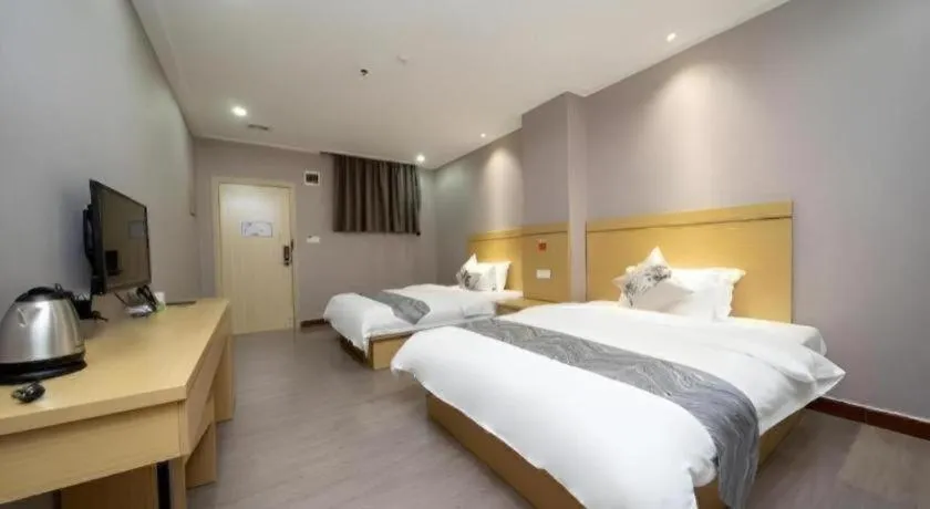 Bed in Ying Feng Yuan Hotel