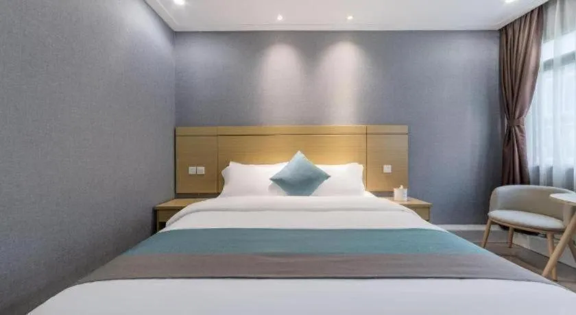 Bed in Ying Feng Yuan Hotel