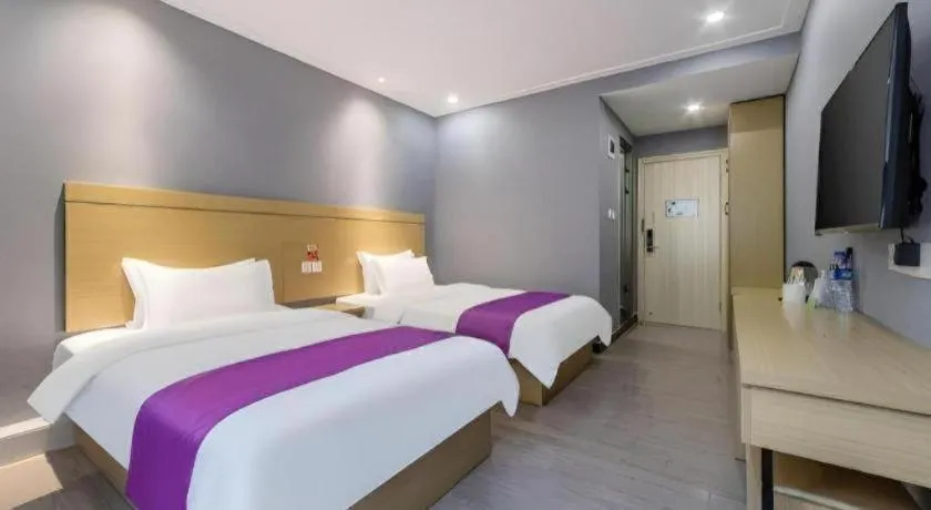 Bed in Ying Feng Yuan Hotel