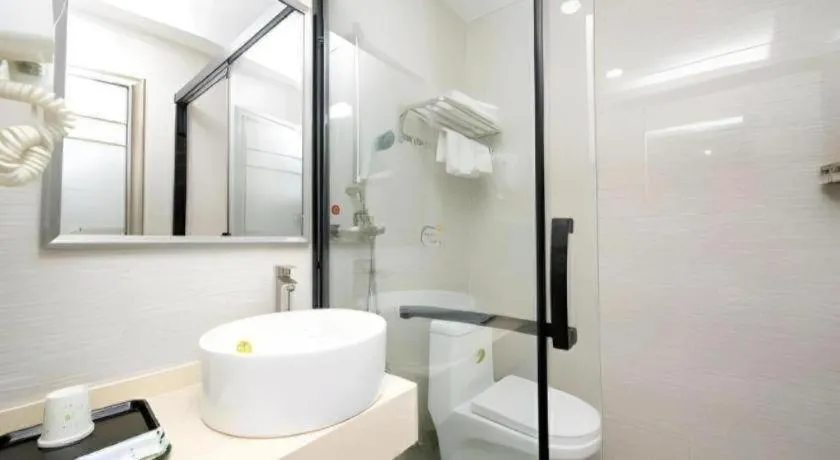 Ying Feng Yuan Hotel