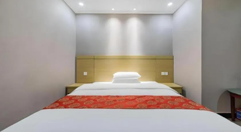 Bed in Ying Feng Yuan Hotel