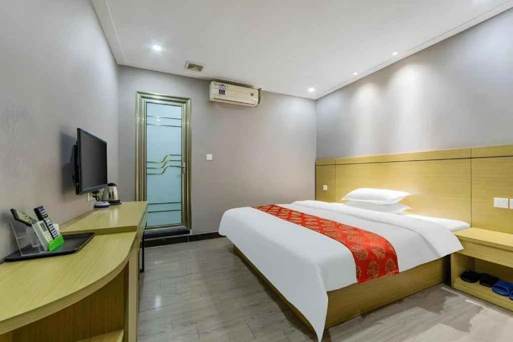 Bed in Ying Feng Yuan Hotel