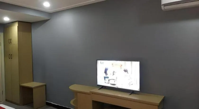 Ying Feng Yuan Hotel