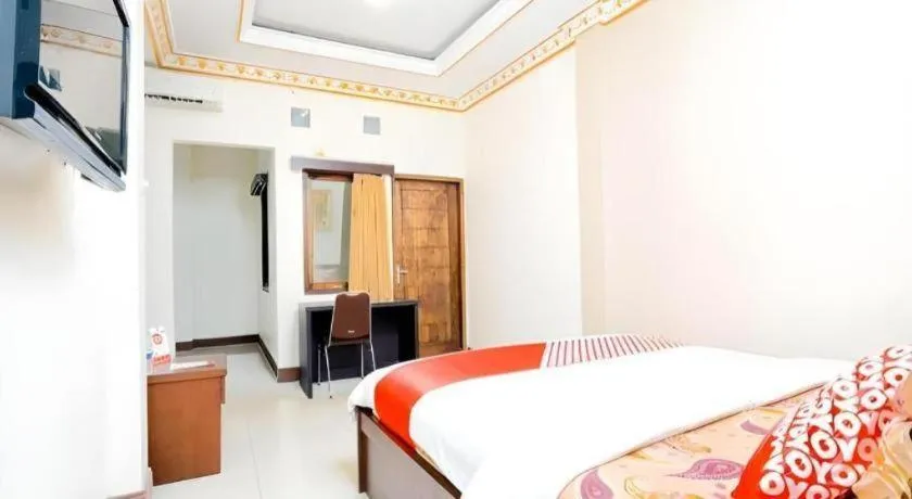 Bed in OYO Maleo Exclusive Residence near Universitas Kristen Maranatha