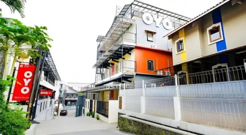 OYO Maleo Exclusive Residence near Universitas Kristen Maranatha