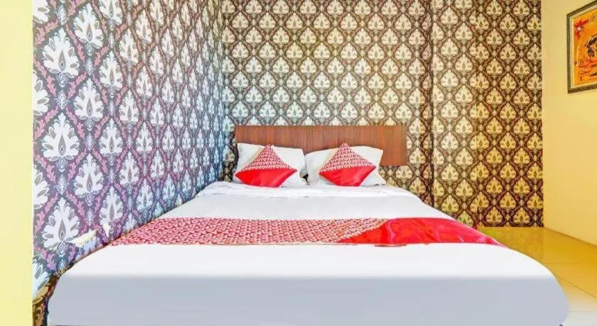 Bed in OYO Maleo Exclusive Residence near Universitas Kristen Maranatha