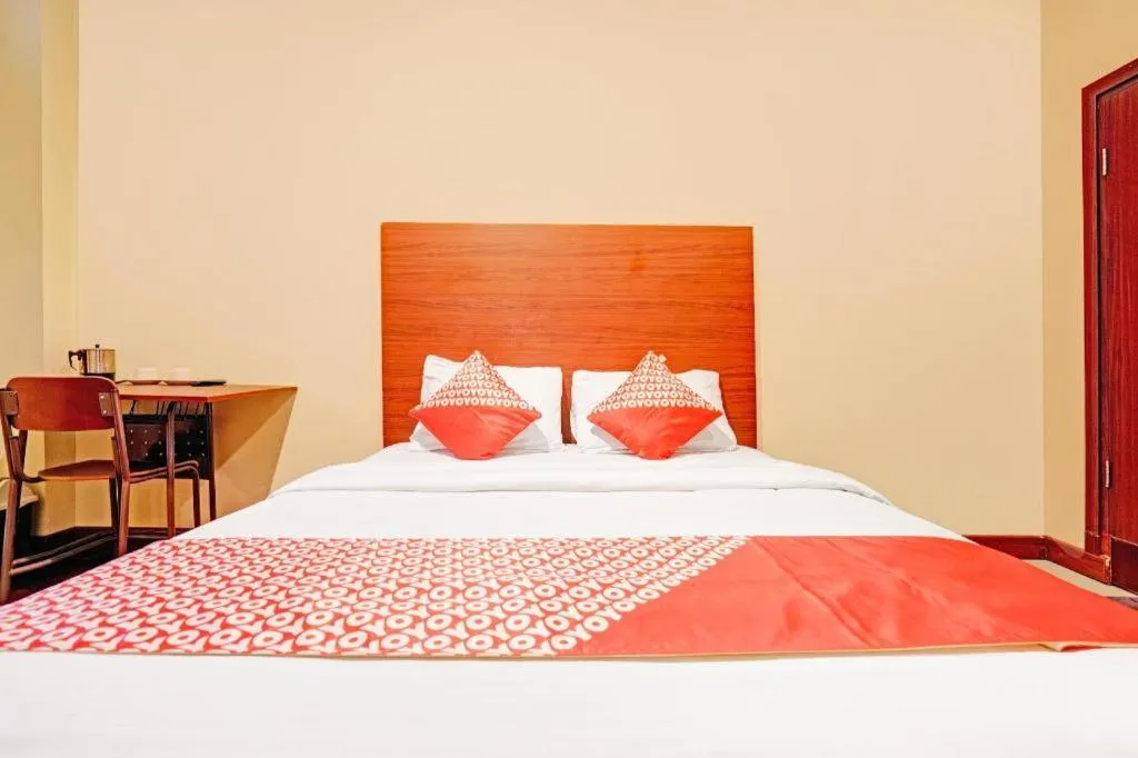 Bed in OYO Maleo Exclusive Residence near Universitas Kristen Maranatha