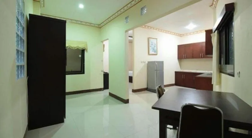 OYO Maleo Exclusive Residence near Universitas Kristen Maranatha